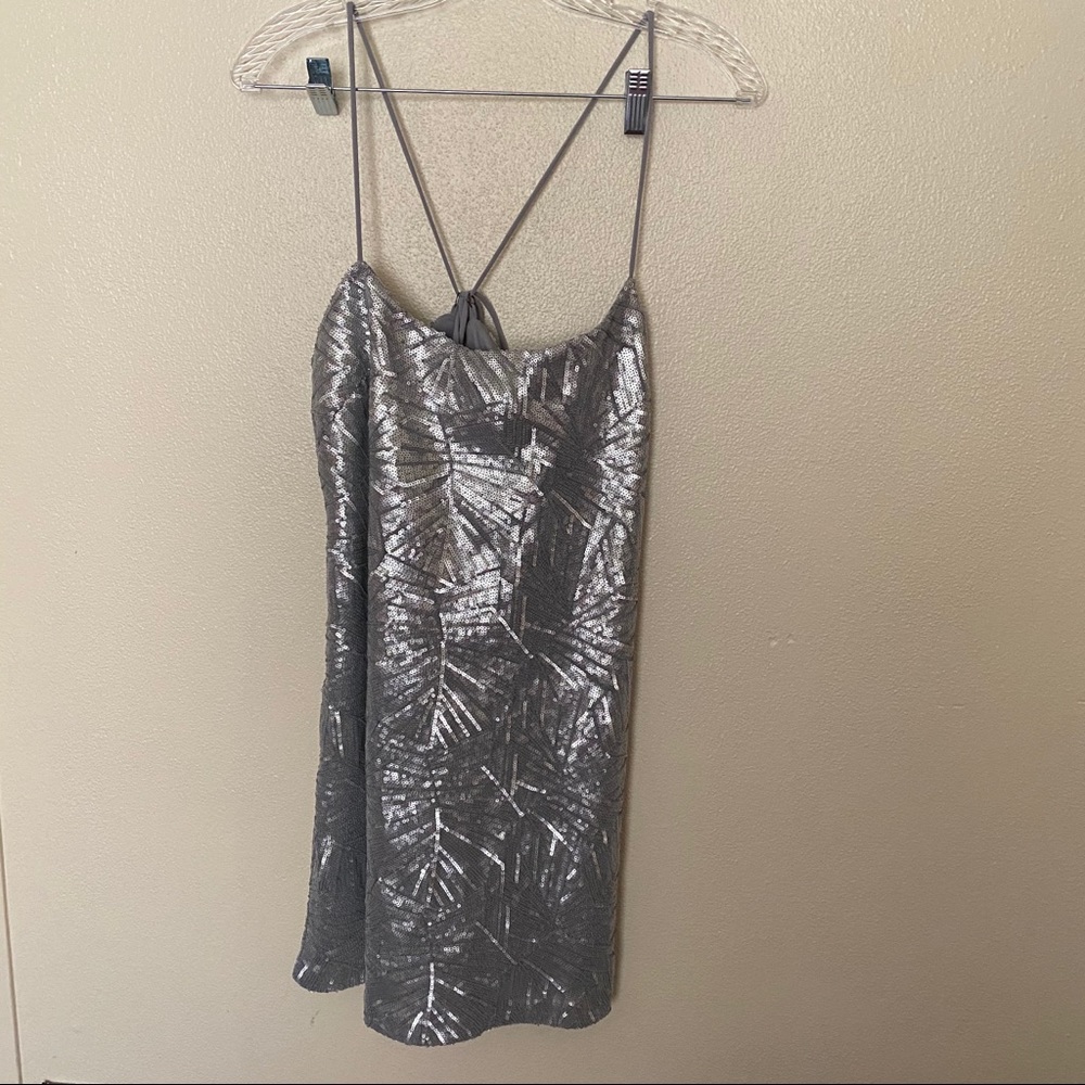 FLASH SALE ‼️ Dress the Population Kimberly Dress - Picture 3 of 7